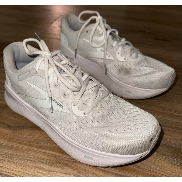 Brooks Men's Ghost Max - size 9.5 Wide - Picture 5 of 12